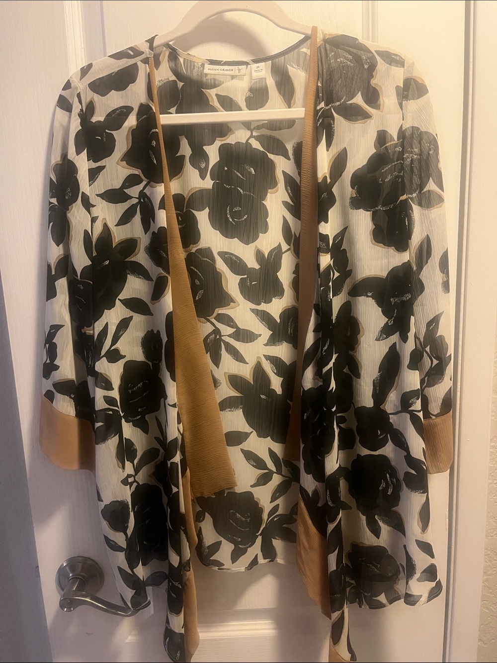 Susan Graver Black & Tan Floral Open-Front Kimono